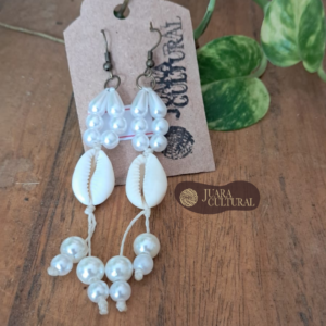 Brinco de Missanga e concha